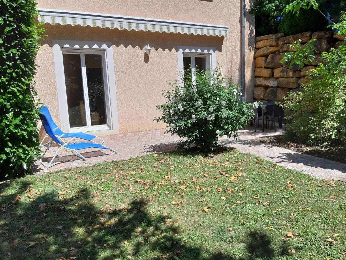 Appartement dans propriété calme en pleine nature Charbonnières-les-Bains Esterno foto
